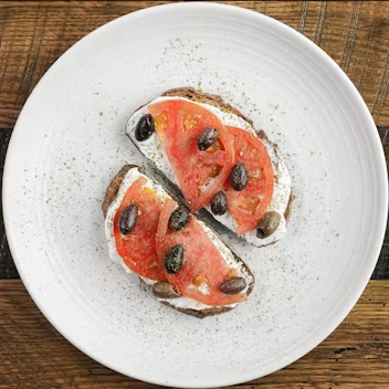 LABNEH TOAST